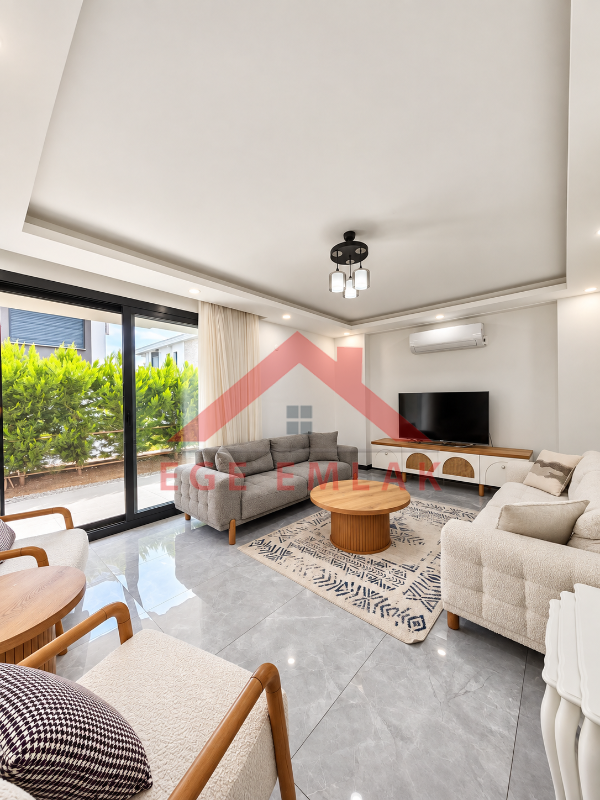Didim Sağtur Elit 7 Sitesinde Denize 850 m Satılık 3+1 Tam Müstakil Villa
