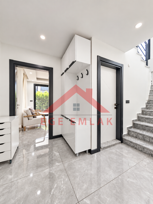 Didim Sağtur Elit 7 Sitesinde Denize 850 m Satılık 3+1 Tam Müstakil Villa