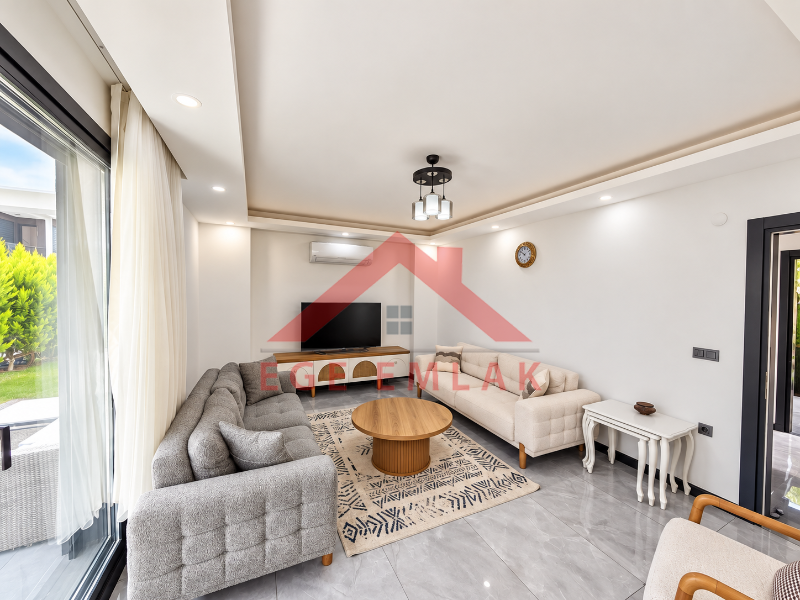 Didim Sağtur Elit 7 Sitesinde Denize 850 m Satılık 3+1 Tam Müstakil Villa