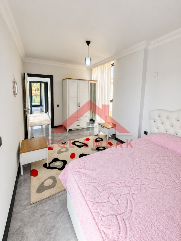Didim Sağtur Elit 7 Sitesinde Denize 850 m Satılık 3+1 Tam Müstakil Villa
