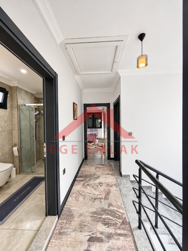 Didim Sağtur Elit 7 Sitesinde Denize 850 m Satılık 3+1 Tam Müstakil Villa