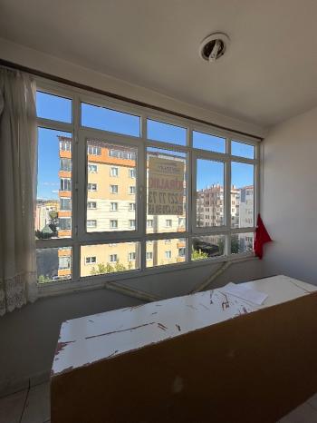 GÜVENAY - ÇORUM  ÜÇTUTLAR FATİH CADDESİ ÜZERİ 3+1 KİRALIK DAİRE 