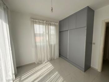 GELİBOLU'DA KİRALIK ASANSÖRLÜ 2+1 EŞYASIZ DAİRE 