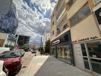 KÖŞLÜÇİFTLİKTE SIFIR EŞYALI YENİ TADİLATLI  3+1 KİRALIK DAİRE