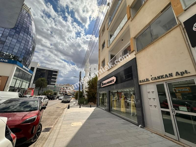 KÖŞLÜÇİFTLİKTE SIFIR EŞYALI YENİ TADİLATLI  3+1 KİRALIK DAİRE