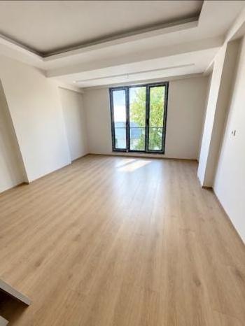 GÜVENAY - ÇORUM BAHÇELİEVLER MAH. BAHAR CADDESİ ÜZERİ 3+1 SATILIK DAİRE 