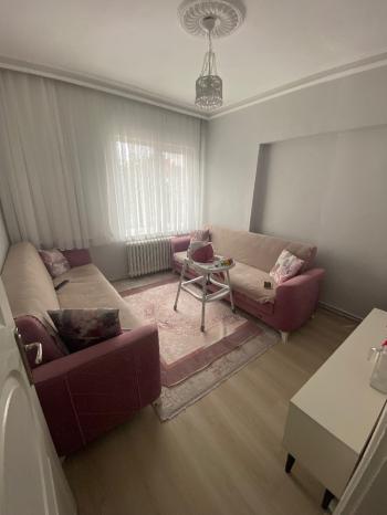 GÜVENAY - ÇORUM MİMARSİNAN MİMARSİNAN CAMİİ KARŞISI 4+1 BAKIMLI SATILIK DAİRE 