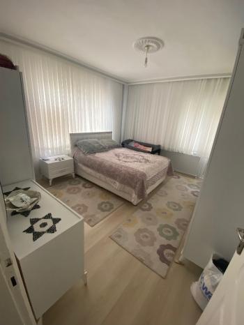 GÜVENAY - ÇORUM MİMARSİNAN MİMARSİNAN CAMİİ KARŞISI 4+1 BAKIMLI SATILIK DAİRE 