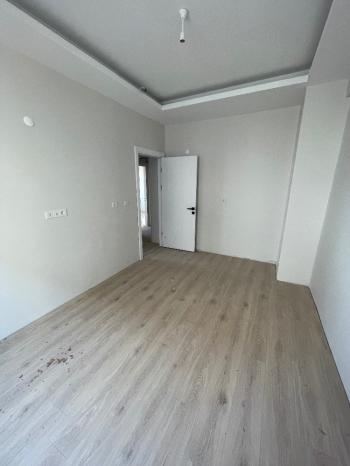 GÜVENAY - ÇORUM BAHÇELİEVLER MAH. BAHAR CADDESİ ÜZERİ 3+1 SATILIK DAİRE 