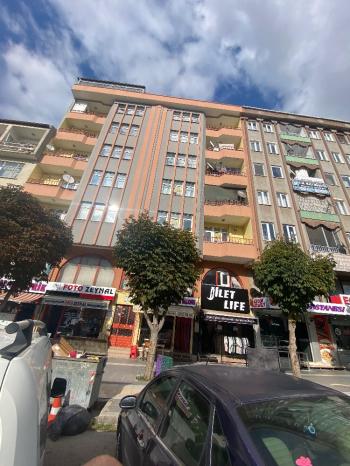 GÜVENAY - ÇORUM YAVRUTURNA MAH. ASKERLİK ŞUBESİ YANINDA 1+1 SATILIK DAİRE 