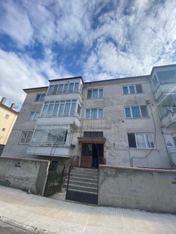 GÜVENAY - ÇORUM YAVRUTURNA ESNAF EVLERİN'DE  3+1 EŞYALI KİRALIK DAİRE 