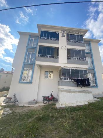 GÜVENAY - ÇORUM BAHÇELİEVLER MAH. ELİTPARK HASTAHANESİ ARKASINDA 3+1 KİRALIK DAİRE 