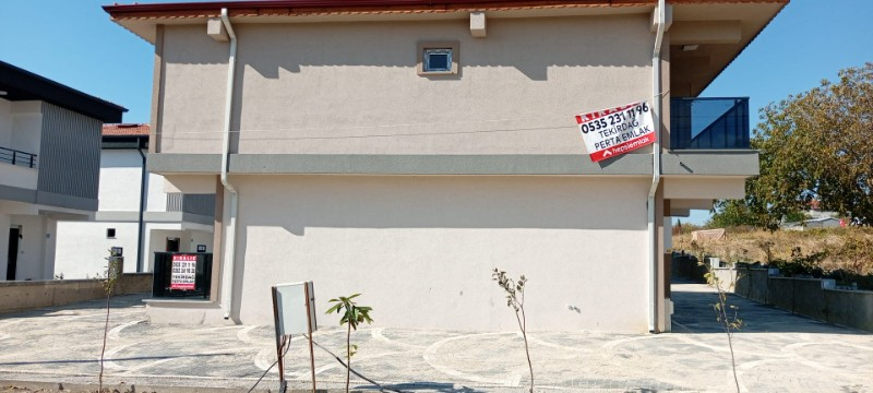 Tapuları Ayrı 4 Adet Bağımsız Kiralık Lüks Villa PERTA EMLAK