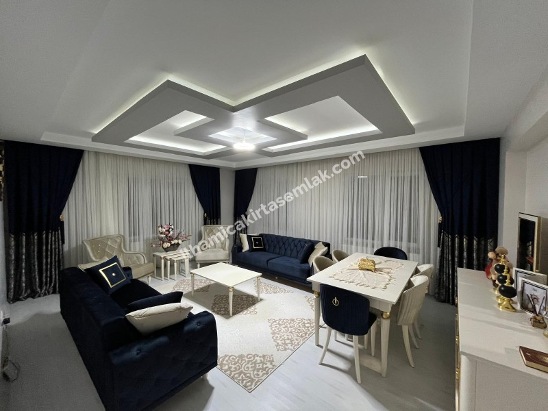 LİLAĞA MAHALLESİNDE SATILIK 3+1 SİTE İÇİ LÜKS DAİRE